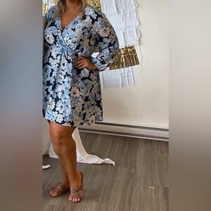 Old Navy Floral Long Sleeve Dress - Blue and White